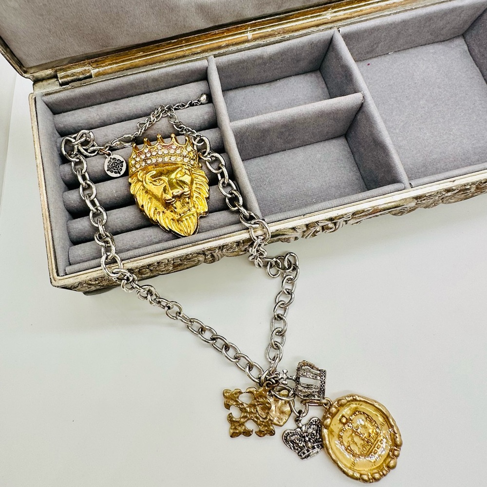 Crown Charm Necklace & Royal Rhinestone Lion